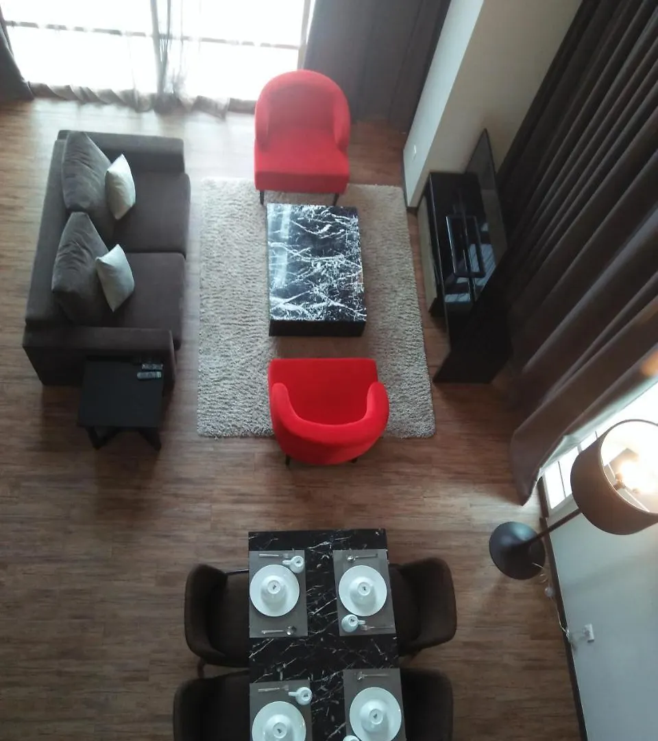 Urbano Luxury Maritime Suite George Town Apartment