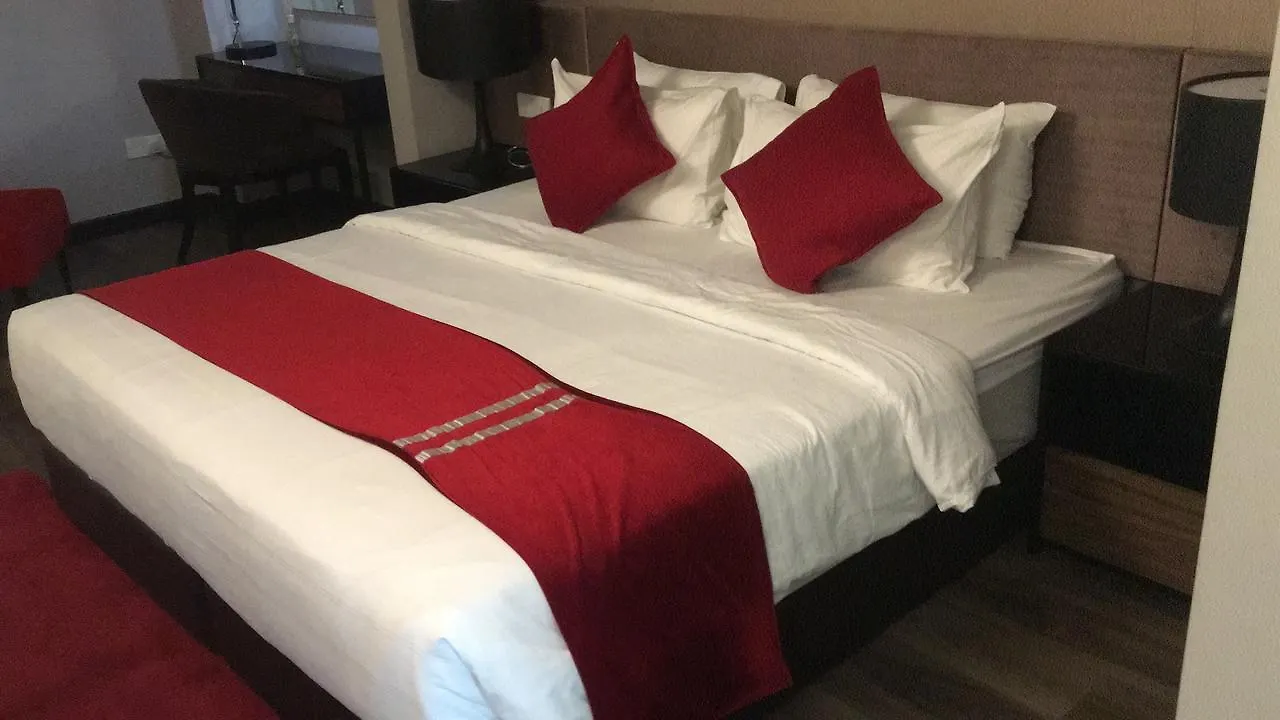 Lejlighed Urbano Luxury Maritime Suite George Town